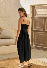 Next SUMMER TALL - REGULAR FIT - Denní šaty - black