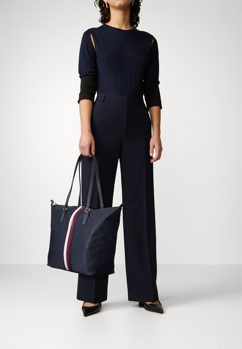 Tommy Hilfiger POPPY TOTE CORP - Bolso de mano - space blue