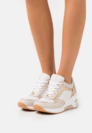 Baskets basses - beige