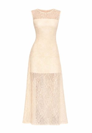 Abito crema senza maniche in pizzo con pannelli in pizzo trasparente all'altezza della scollatura e nella parte inferiore della gonna, caratterizzato da un corpetto aderente e una gonna lunga e fluente.
