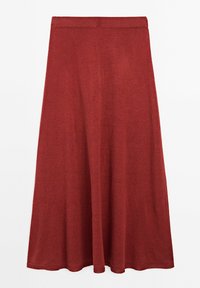 Jupe trapèze rouge rouille avec une texture douce et une taille lisse, présentée sur un fond blanc uni.