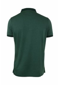 Polo de color verde oscuro con cuello y puños acanalados. Tejido suave y liso con dobladillo recto y aberturas laterales para mayor libertad de movimiento.