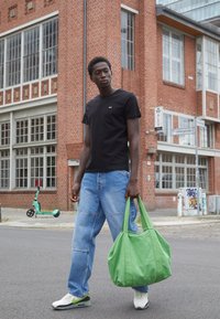 Tommy Jeans SLIM FIT 2 PACK - Tricou basic - white/black