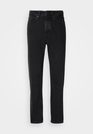 Zwarte denim jeans met een recht ontwerp, voorzien van een knoop- en ritsluiting, voorzakken en een subtiele textuur.