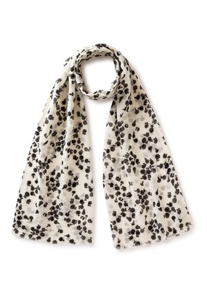 Sciarpa bianca leggera con macchie floreali nere irregolari, avvolta morbida nella parte superiore su sfondo bianco.