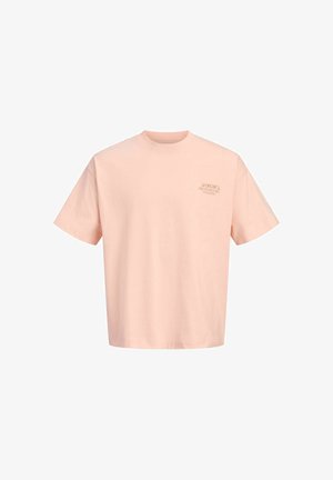 T-shirt rose clair à manches courtes avec petit logo texte sur le côté gauche de la poitrine indiquant "LA DIPHONORE PESCATORI DORO"
