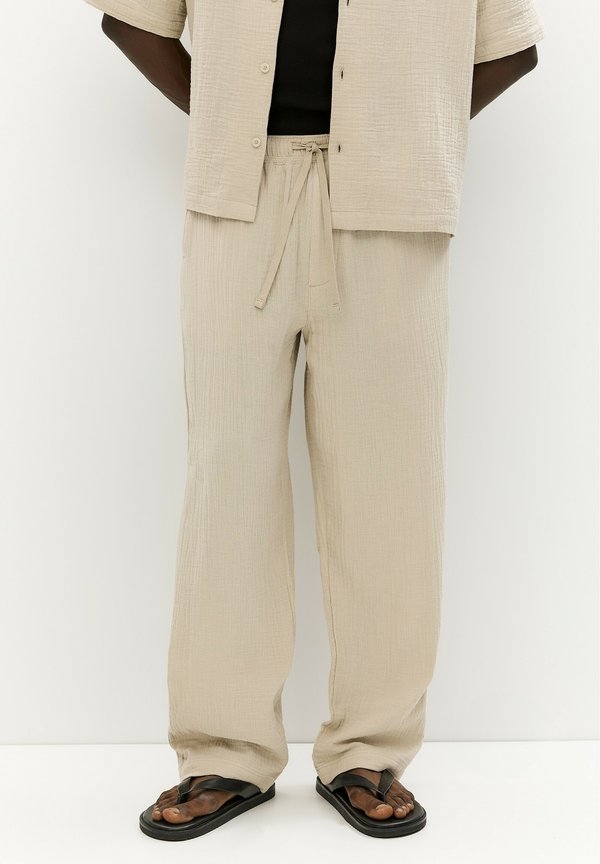 RUSTIC CREPE - Stoffhose - ochre