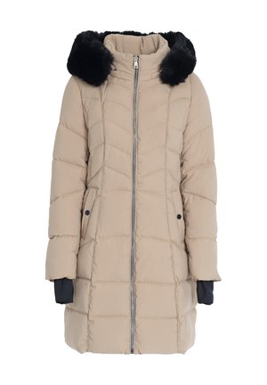 Beige Steppjacke mit Kapuze aus schwarzem Kunstfell, Reißverschluss vorne und diagonal gestepptem Muster. Sie verfügt über zwei seitliche Taschen und kontrastierende schwarze Bündchen.