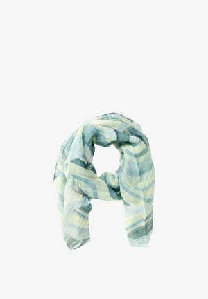 Leichter, plissierter Schal mit weichen, abstrakten Blattmustern in Blau, Grün und Weiß, locker geschlungen auf weißem Hintergrund.