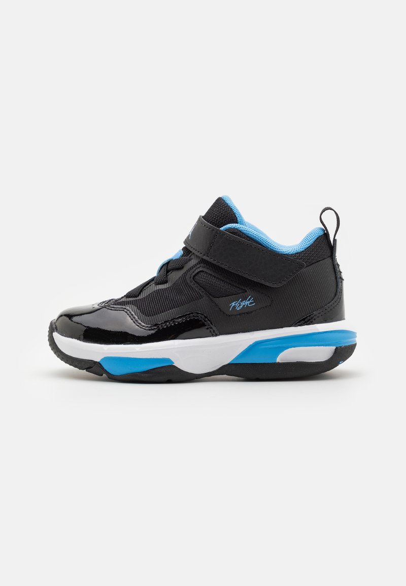 Jordan - JORDAN STAY LOYAL 3 UNISEX - Krepšinio batai - black/university blue/white, Padidinti