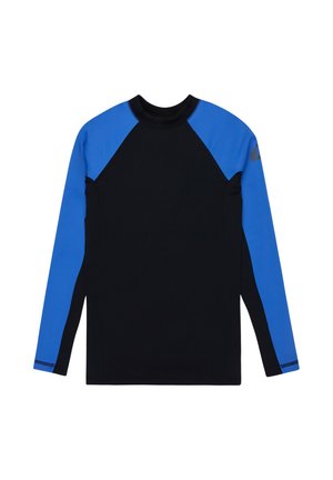 Długi rękaw sportowej koszulki z czarnym tułowiem i królewskoniebieskimi raglanowymi rękawami, z małym ciemnym logo na prawym górnym rękawie.