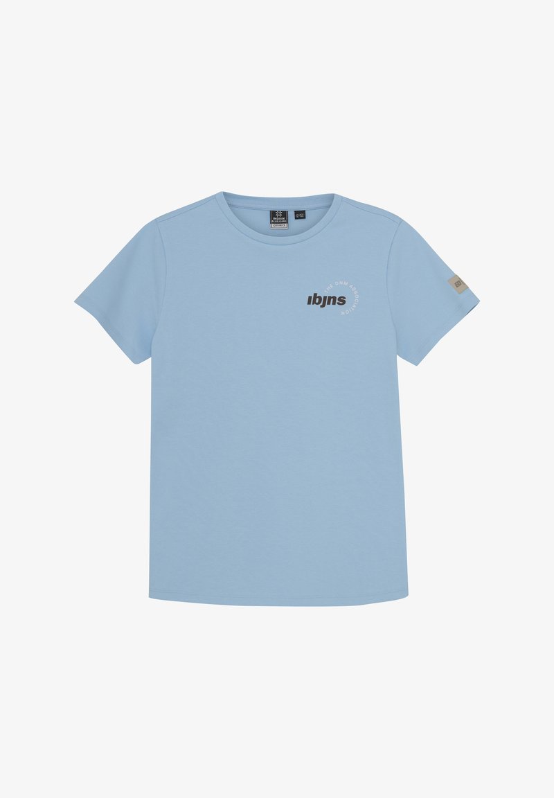 Ljusblå kortärmad t-shirt i bomull, med rund halsringning och en tryckt logotyp i svart på framsidan. Etikett på vänster ärm.