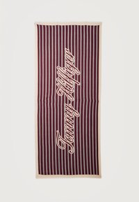 Sélectionné, velvet maroon