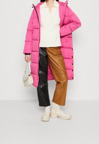 Gina Tricot Stickad tröja - off-white