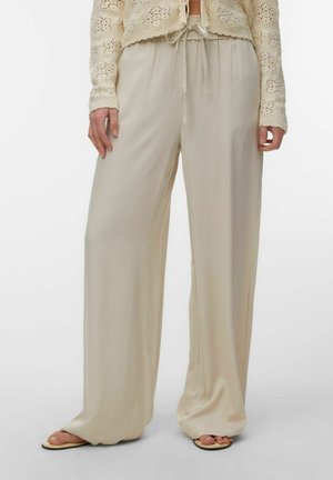 Vero Moda HOSE MIT WEITEM BEINSCHNITT VMEMMA HOHE TAILLE HOSE - Pantalon classique - pumice stone