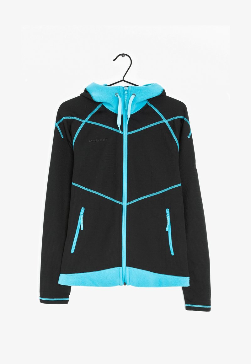 Zwarte fleecejas met een turquoise capuchon, voorzien van contrasterende stiksels, twee zijzakken met rits en een ritssluiting aan de voorkant.