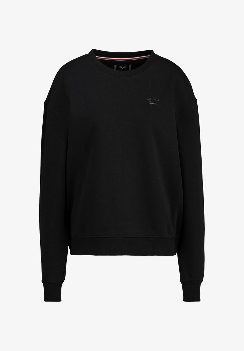 Schwarzer Pullover aus weichem Stoff, mit Rundhalsausschnitt, langen Ärmeln, fallenden Schultern und einem dezenten Logo auf der Brust.