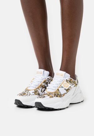 WAVE MAIN - Baskets basses - white/gold