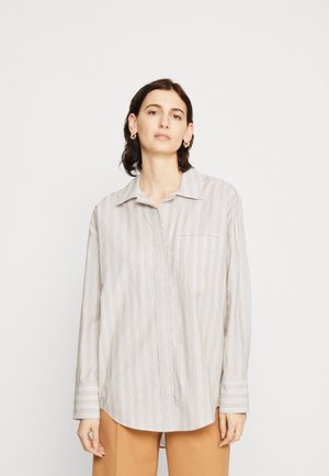 OVERSIZED WEDGE SHIRT - Užsagstoma palaidinė - neutral