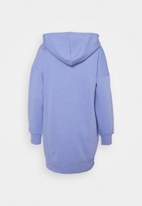 Sudadera con capucha, tejido suave, diseño oversize, color lavanda claro, mangas caídas, puños y dobladillo de canalé, textura suave.