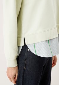 s.Oliver Sweatshirt - light green