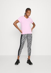 Athleta IN MOTION TEE - T-shirt básica - quartz pink