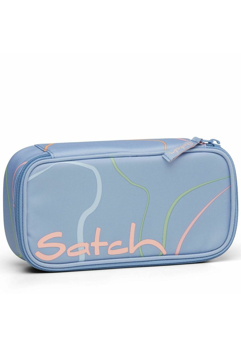 Astuccio rettangolare in tessuto blu chiaro con motivi a linee curve in verde, arancione e rosa. Dotato di chiusura con zip e logo sul davanti.