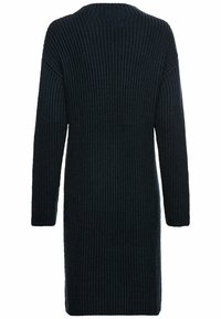 Langes schwarzes geripptes Strickkleid mit langen Ärmeln, runder Halslinie und lässiger Silhouette. Der strukturierte Stoff verleiht Tiefe.