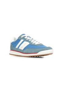 Sneaker blu con accenti bianchi, caratterizzato da una tomaia in camoscio, stringhe frontali e suola in gomma. Includa un dettaglio di design a strisce sul lato.