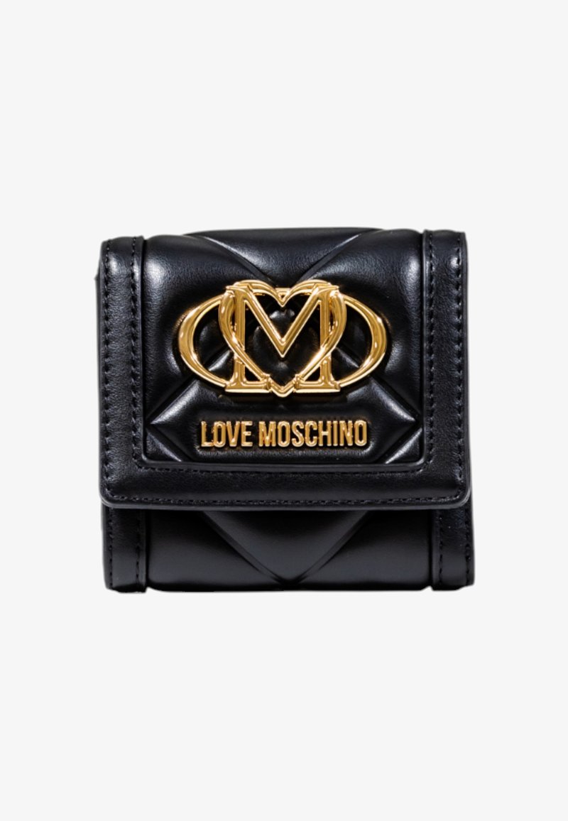 Portafoglio in pelle nera con motivo a rombi, dotato di un logo a forma di cuore dorato con la lettera "M" e la scritta "Love Moschino" sulla patta anteriore.