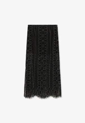 Falda negra con un patrón de encaje floral, rayas verticales y un dobladillo en forma de ondas. Confeccionada con un tejido ligero y un acabado texturizado.