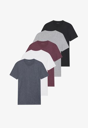 Vijf crew-neck t-shirts in donkergrijs, wit, bordeauxrood, lichtgrijs en zwart, gemaakt van zachte stof met een klassieke pasvorm en korte mouwen.