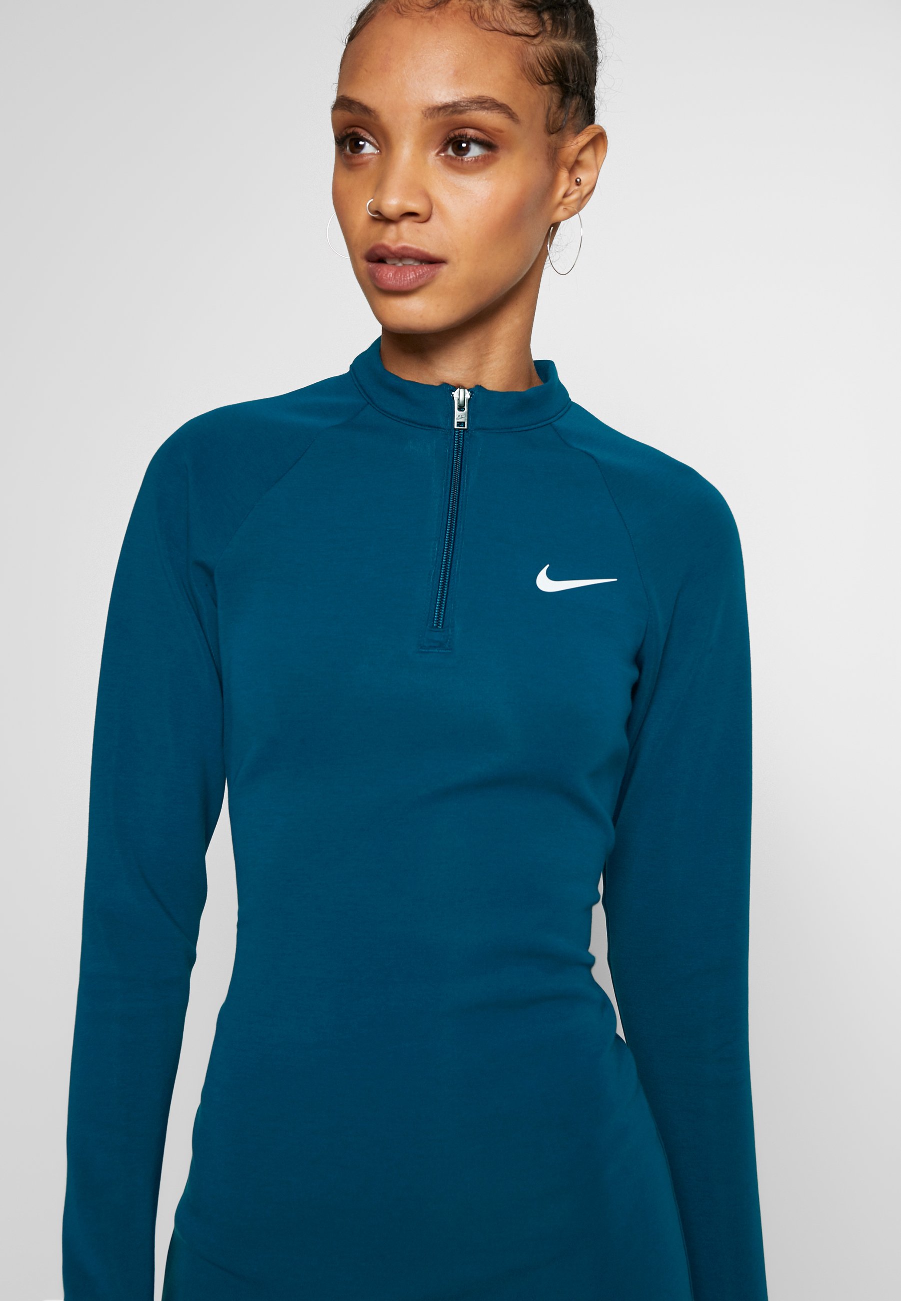 Nike Sportswear W NSW ESSENTIAL LS Etuikjole valerian Nike Sportswear W NSW ESSENTIAL LS - Etuikjole - black/white