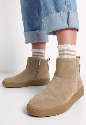 Tamaris, STIEFELETTE - Bottes de neige - taupe
