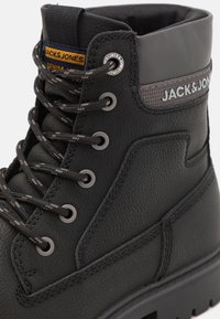 Jack & Jones JFWFINIUS  - Botines con cordones - anthracite detaillogo