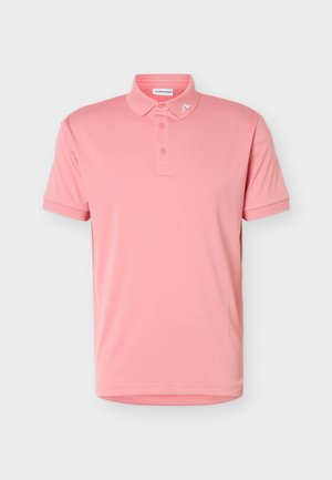 Polo da uomo a maniche corte di colore rosa con tre bottoni, un colletto e un piccolo logo bianco sulla punta sinistra del colletto.