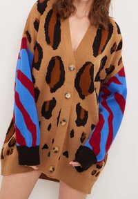Cesare Gaspari Cardigan - brown