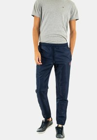 Sergio Tacchini - DEN PANT - Tracksuit bottoms - bleu Thumbnail Image 1