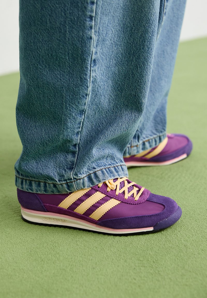 adidas gazelle silver green womens Adidas Originals "Samba OG W" sneaker Purple - Women