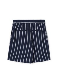 Pantaloni corti blu navy con strisce verticali bianche, cintura elastica e due tasche posteriori. Tessuto morbido con finitura testurizzata.