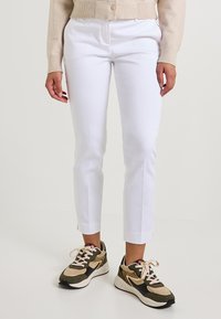 Non sélectionné, blanc