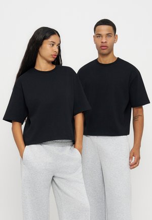 YOURTURN by Zalando, UNISEX 3PACK SQUARE BOXY FIT - T-shirt basique - black/white/grey