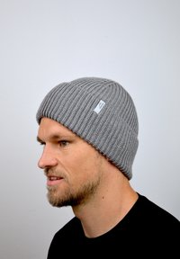 Thumbnail Image 2