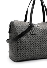 Sac fourre-tout à motif gris et noir avec double poignée noire et fermeture supérieure zippée.