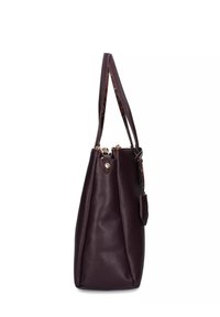 Borsa tote in pelle marrone scuro con doppi manici, accessori in tonalità oro e una piccola pochette attaccata a un lato.