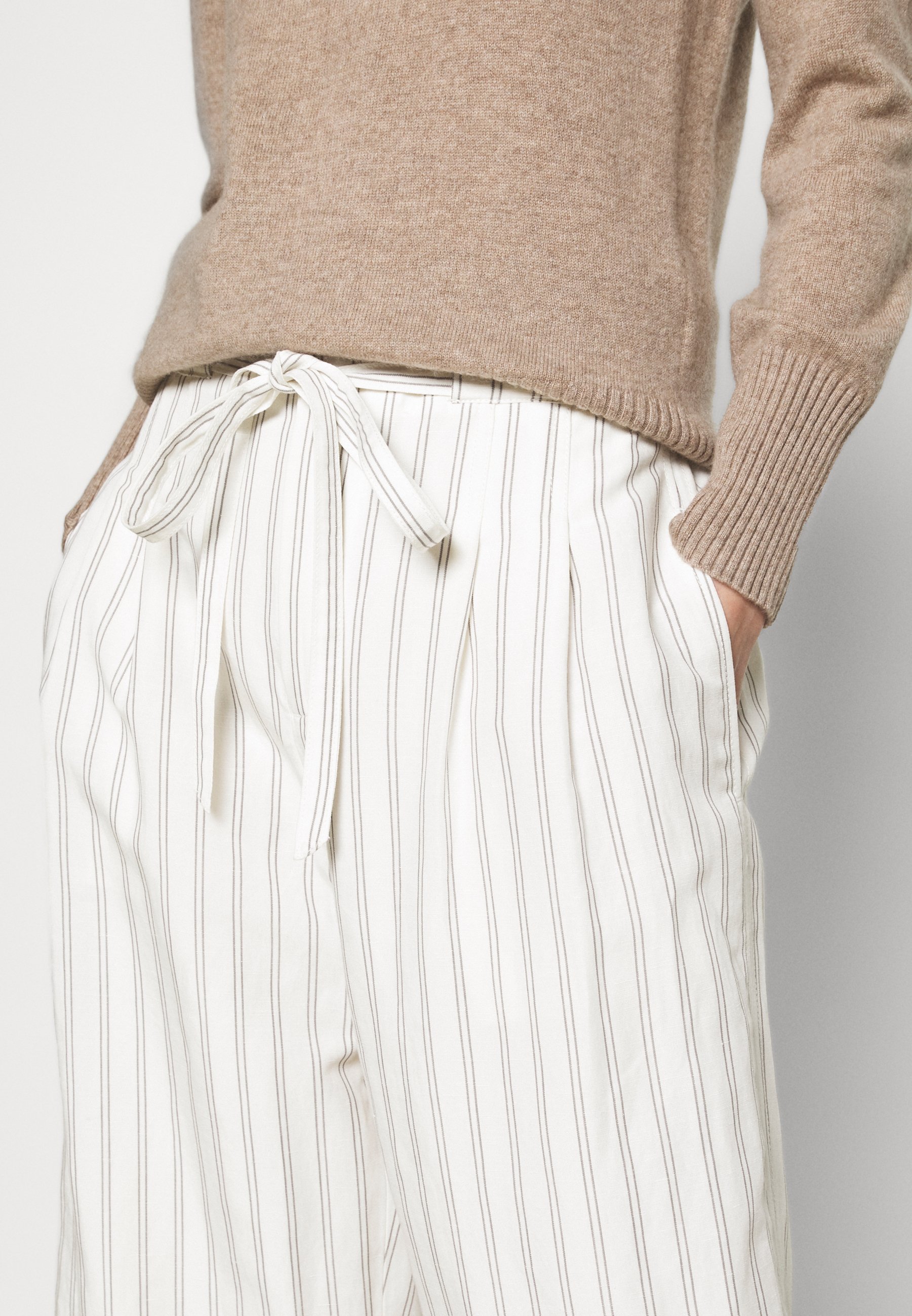 Club Monaco ANREANNAH - Trousers - off 