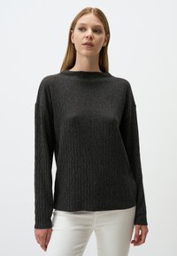 Pullover - grey