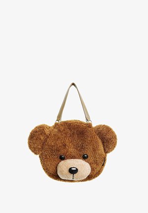 Bolsa en forma de oso de peluche marrón hecha de tela suave y texturizada. Cuenta con un hocico beige y ojos de plástico negro. Incluye una correa corta y lisa.
