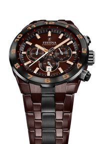 Bruine roestvrijstalen chronograafhorloge met zwarte accenten, grote cijfers en drie subwijzers. Heeft een gestructureerde band en een datumweergave.