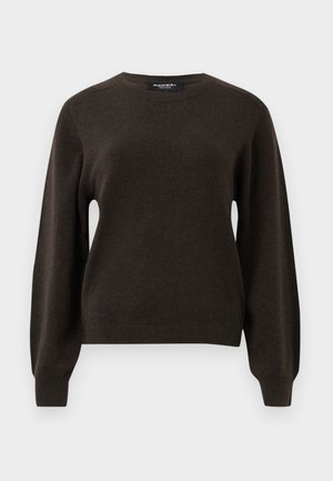 Tumepruun pikkade varrukatega ümar kaelusega sviiter, millel on ribitud varrukaservad ja kaas, esitlemas heledal hallil taustal.